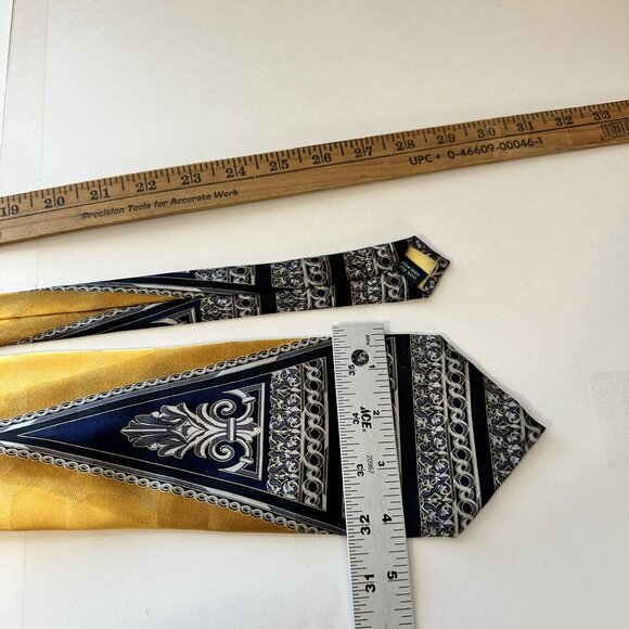 Gino Di Milano Silk Mens Tie Gold & Black Baroque Pattern Old Money Neck Ties - Picture 4 of 7